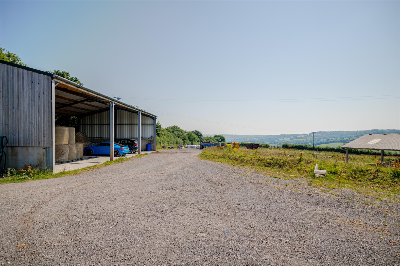 Pen Y Banc, Llangyndeyrn, Kidwelly, SA17 5ES